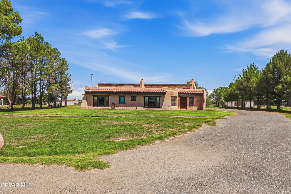 Unit for sale at 141 LIBBY Road, Canutillo, TX 79835
