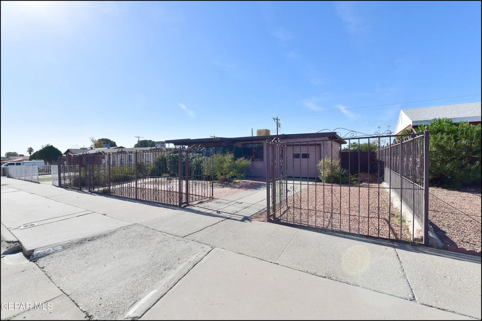 Unit for sale at 705 HUCKLEBERRY Street, El Paso, TX 79903