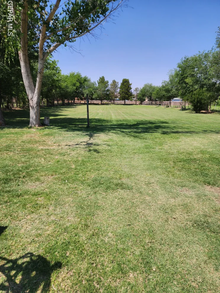 Unit for sale at 4279 BOY SCOUT Lane, El Paso, TX 79922