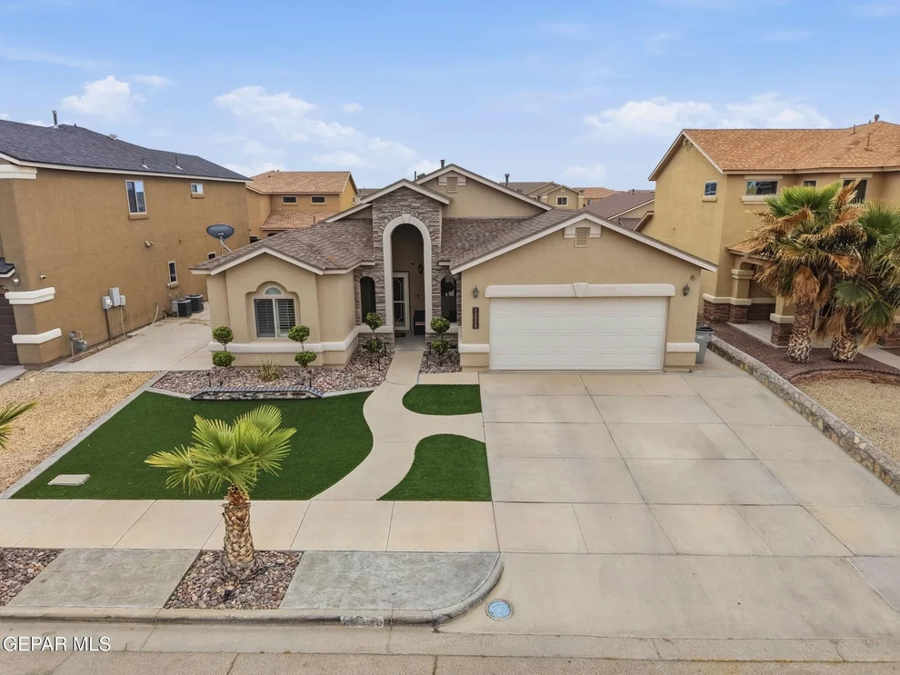 Unit for sale at 14520 Meadow Lawn Avenue, El Paso, TX 79938