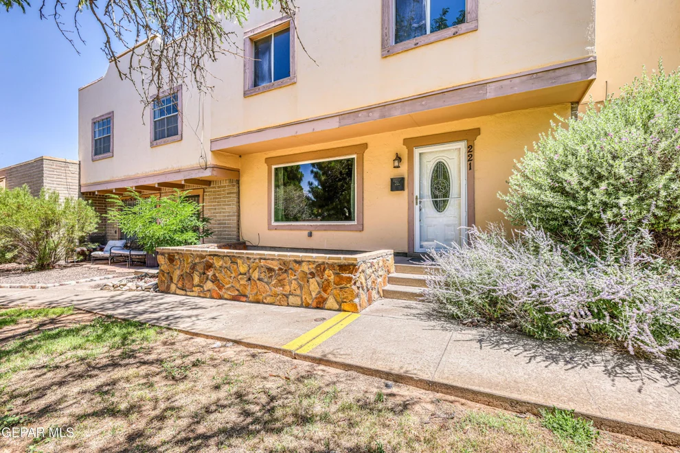 Unit for sale at 221 MONTEBELLO Drive, El Paso, TX 79912