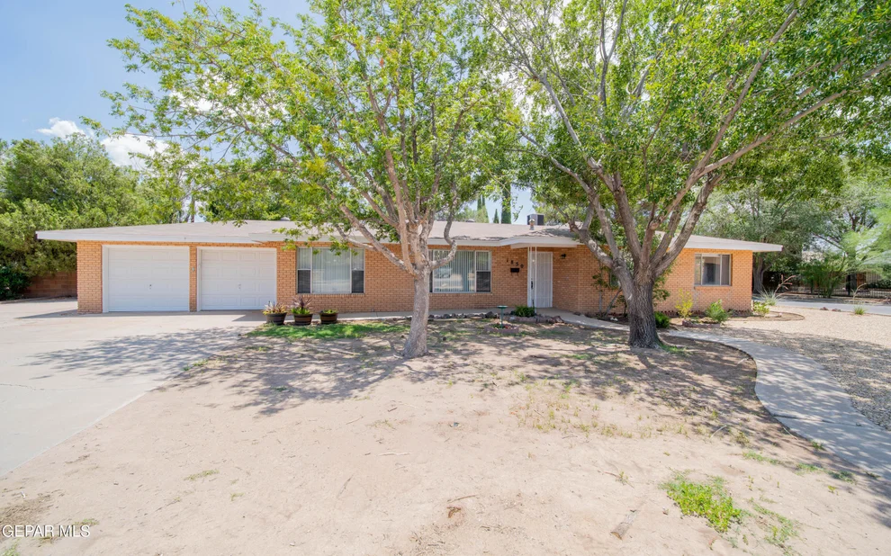 Unit for sale at 1850 Debby Circle, Las Cruces, NM 88005