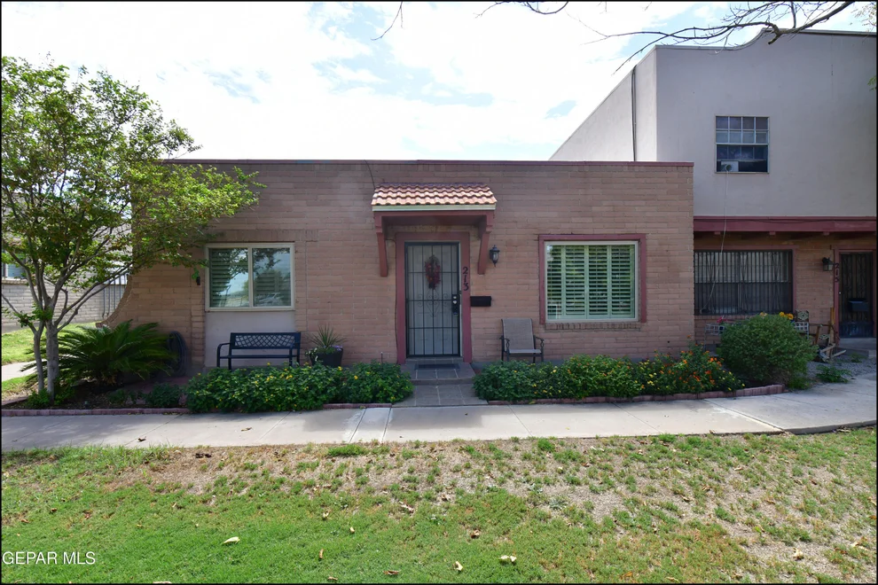 Unit for sale at 213 MARICOPA Drive, El Paso, TX 79912