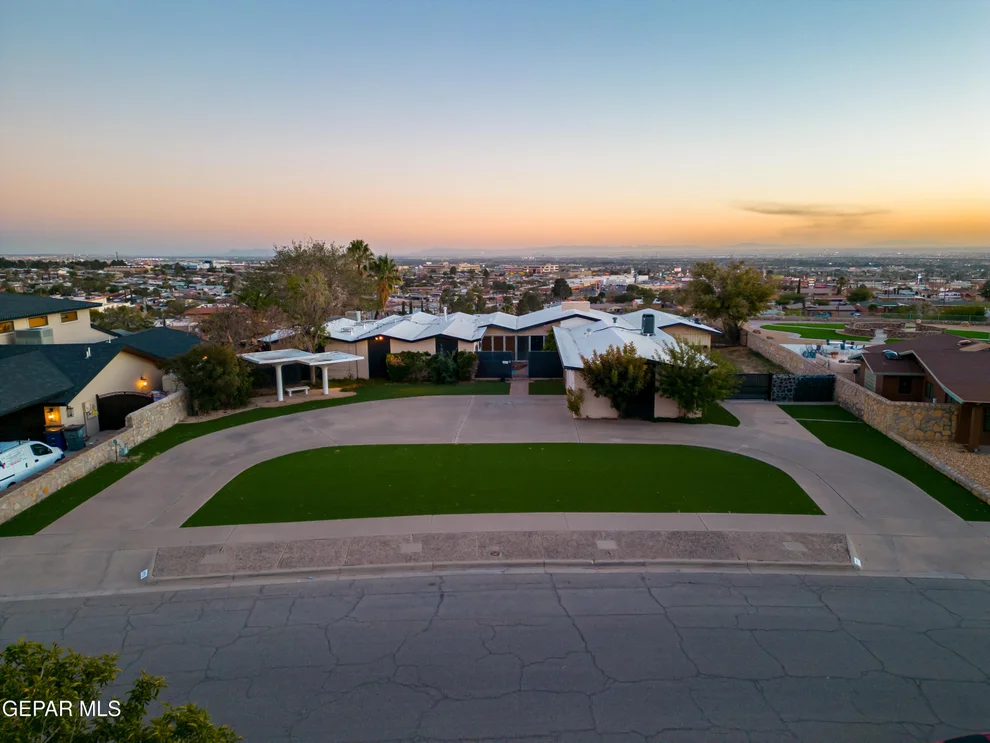 Unit for sale at 9772 EASTRIDGE Drive, El Paso, TX 79925