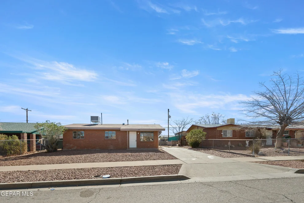 Unit for sale at 5016 DEBEERS Drive, El Paso, TX 79924