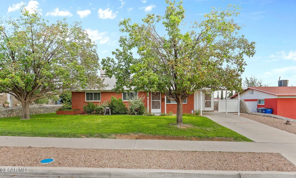 Unit for sale at 433 De Soto Avenue, El Paso, TX 79912
