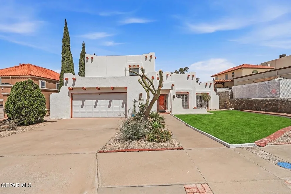 Unit for sale at 605 MOONDALE Drive, El Paso, TX 79912