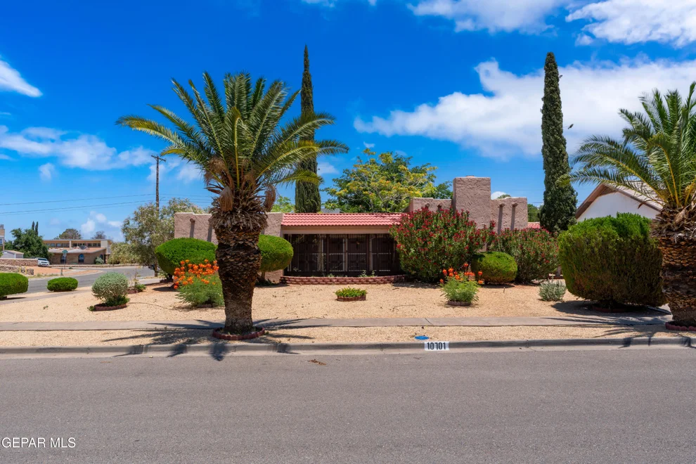 Unit for sale at 10701 KINROSS Avenue, El Paso, TX 79935