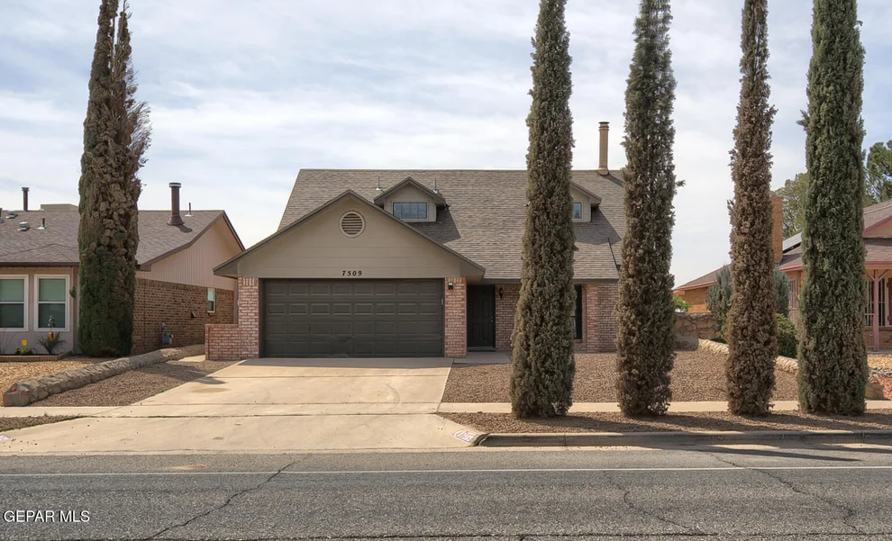 Unit for sale at 7509 LAKEHURST Road, El Paso, TX 79912