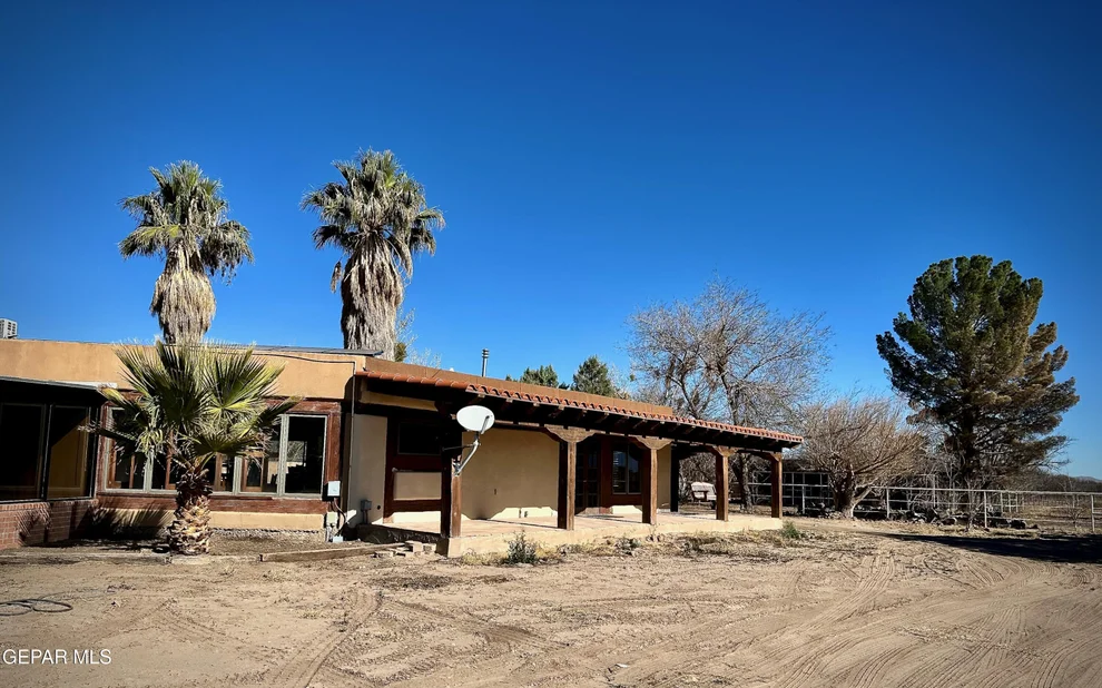 Unit for sale at 1095 Little Road, Anthony, NM 88021