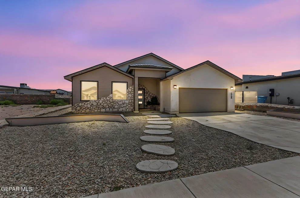Unit for sale at 912 JIMSON WEED Drive, Socorro, TX 79927