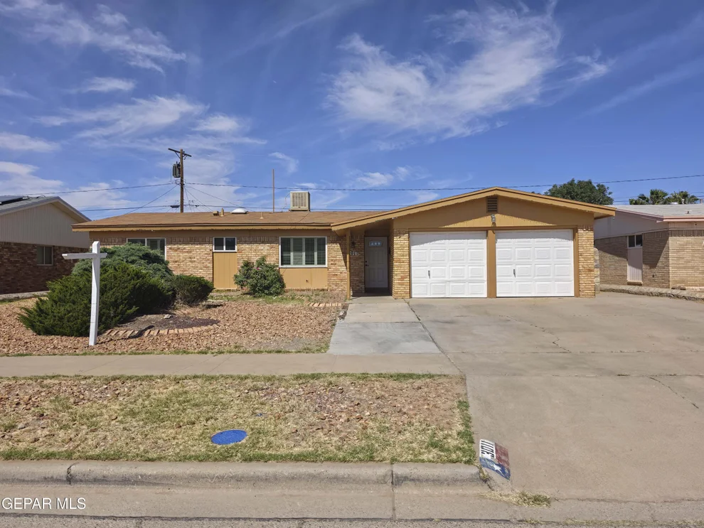 Unit for sale at 3011 WEDGEWOOD Drive, El Paso, TX 79925