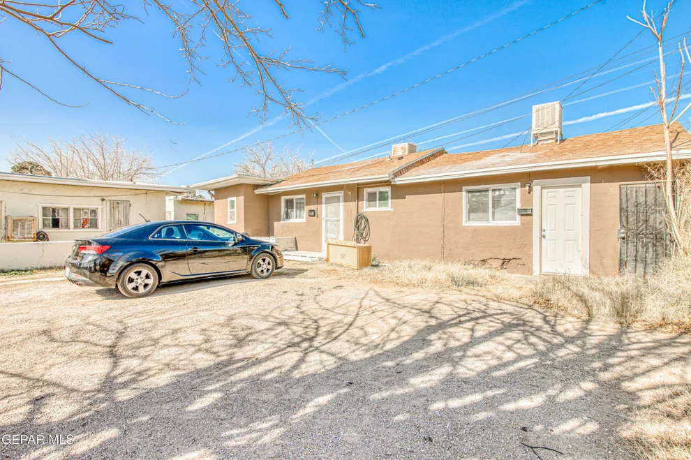 Unit for sale at 202 N VALENCIA Place, El Paso, TX 79905