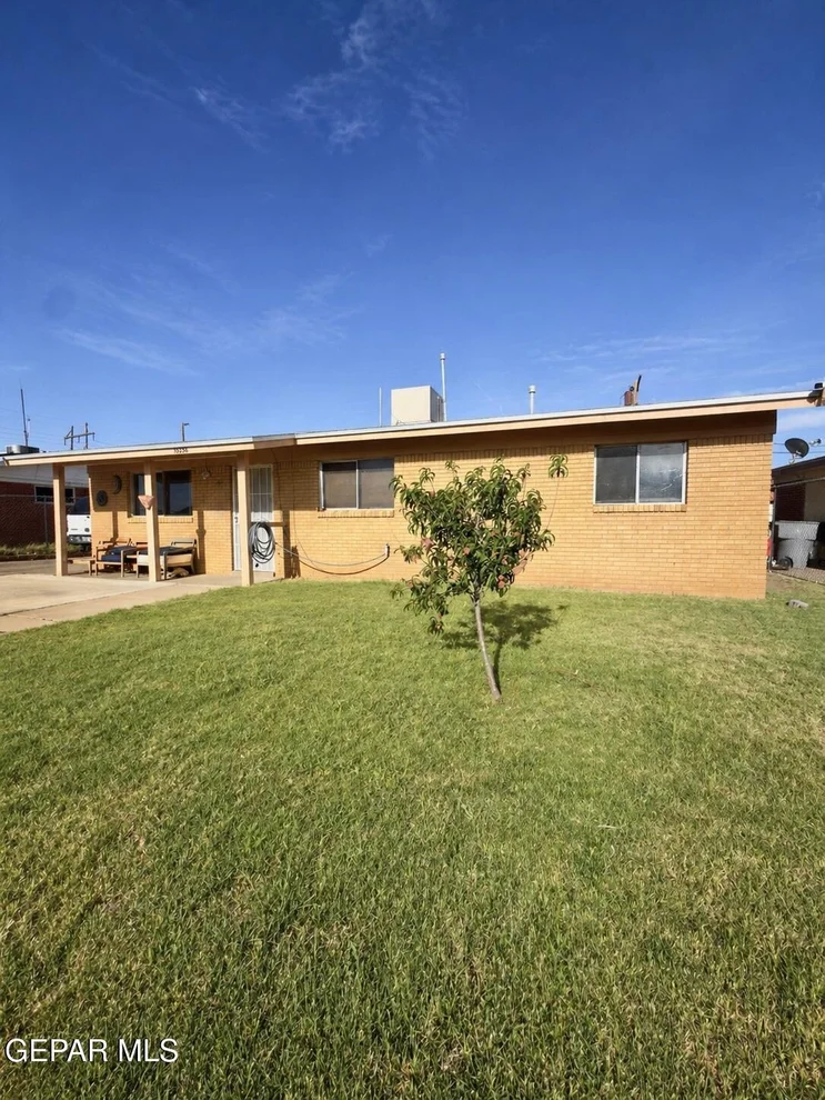 Unit for sale at 10356 Sherwood Drive, El Paso, TX 79924
