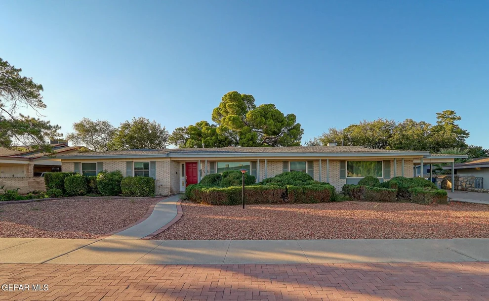 Unit for sale at 9801 EASTRIDGE Drive, El Paso, TX 79925