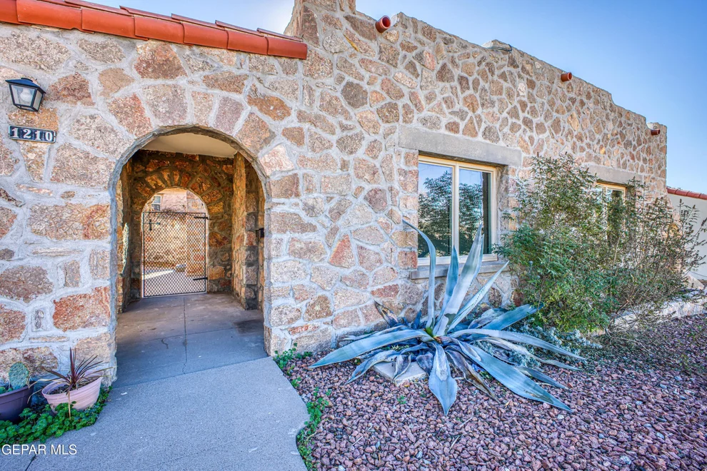 Unit for sale at 1210 MESITA Drive, El Paso, TX 79902