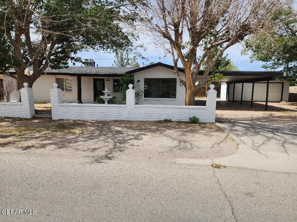 Unit for sale at 301 Bandolina Drive, Socorro, TX 79927