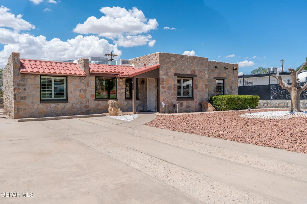 Unit for sale at 3711 N Stanton Street, El Paso, TX 79902