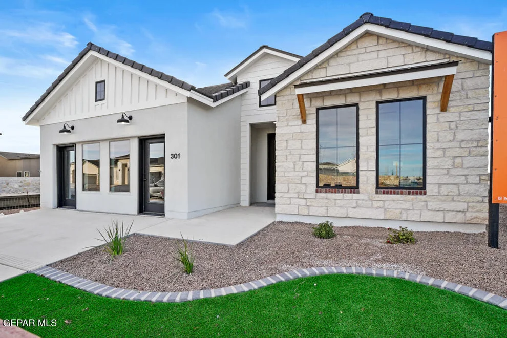 Unit for sale at 609 Curleaf Court, Horizon City, TX 79928