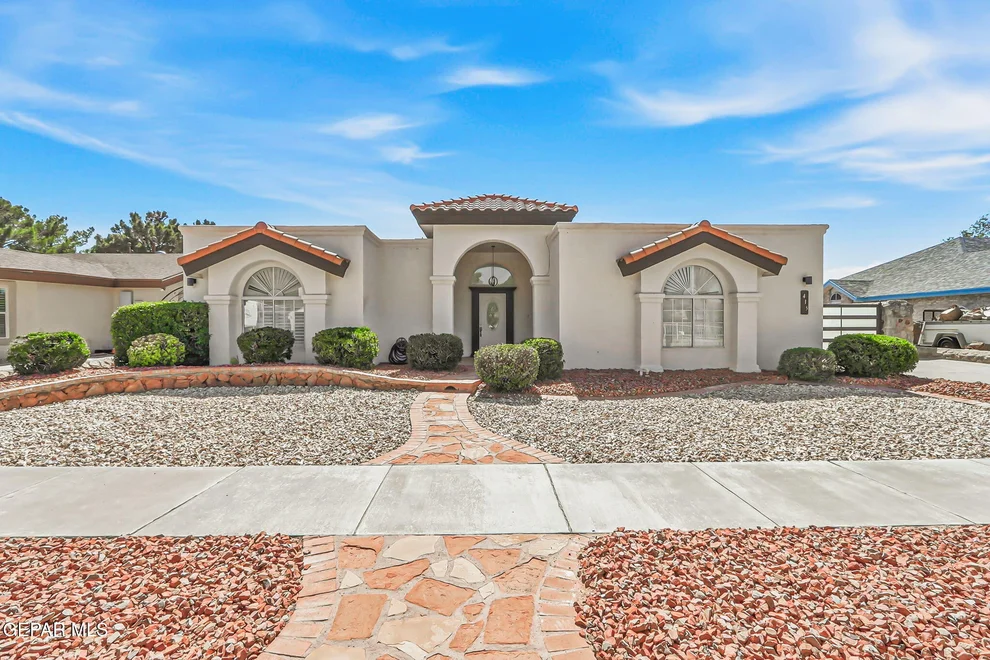 Unit for sale at 415 MERCER Lane, Horizon City, TX 79928