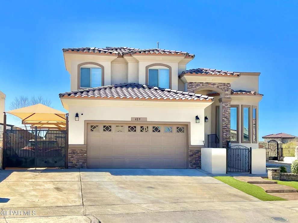 Unit for sale at 629 Haselden Road, Horizon City, TX 79928