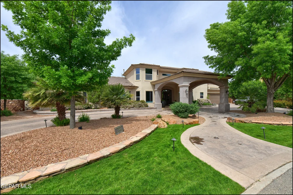 Unit for sale at 5533 WOODFIELD Drive, El Paso, TX 79932