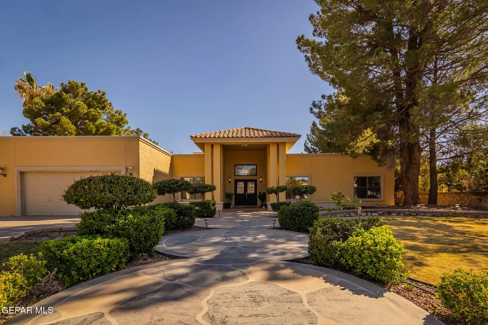 Unit for sale at 704 WILLOW GLEN Drive, El Paso, TX 79922