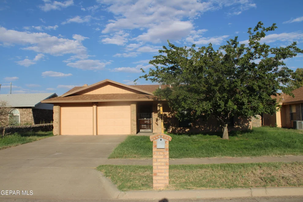 Unit for sale at 11048 MIDDLEDALE Street, El Paso, TX 79934