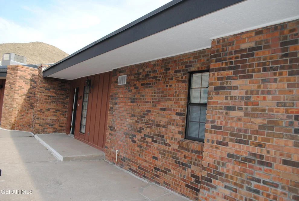 Unit for sale at 4800 N Stanton Street, El Paso, TX 79902