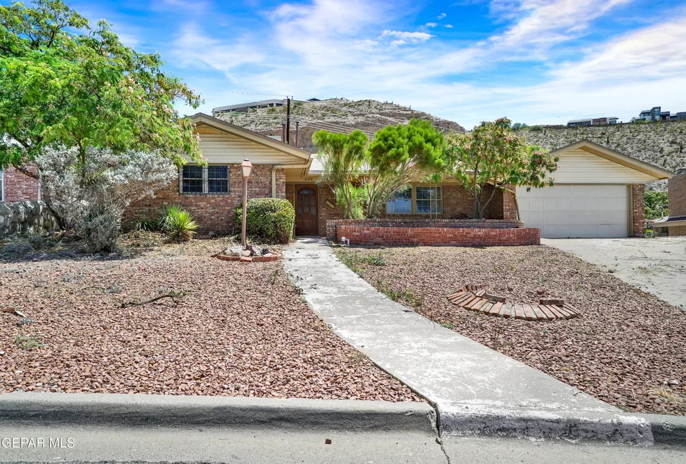 Unit for sale at 228 MOONGLOW Drive, El Paso, TX 79912