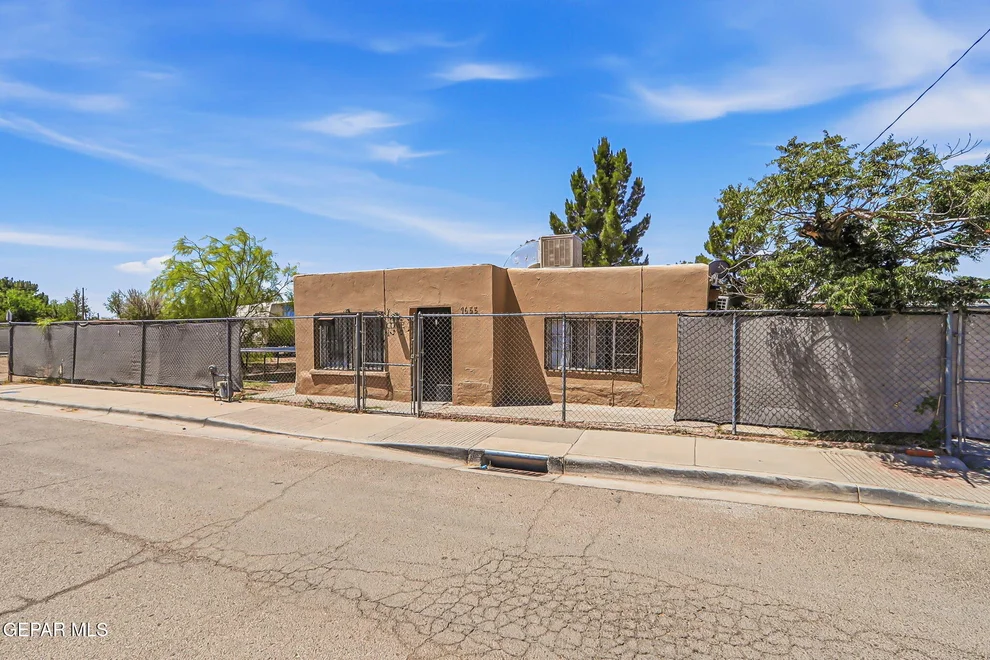 Unit for sale at 7688 Garden Place, El Paso, TX 79915