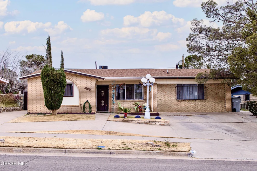 Unit for sale at 10454 TOMWOOD Avenue, El Paso, TX 79925