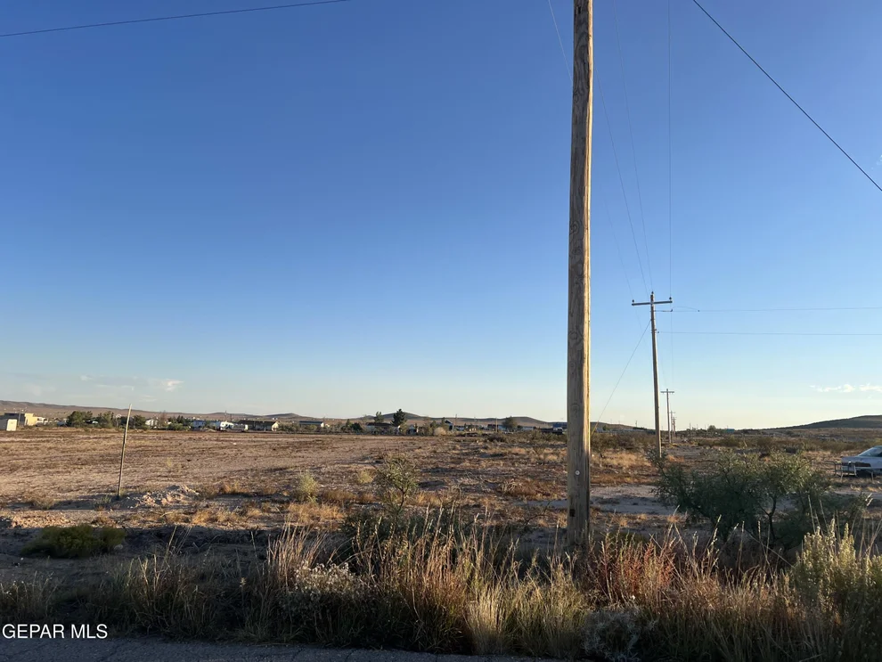 Unit for sale at 19504 GARY LEE, El Paso, TX 79938