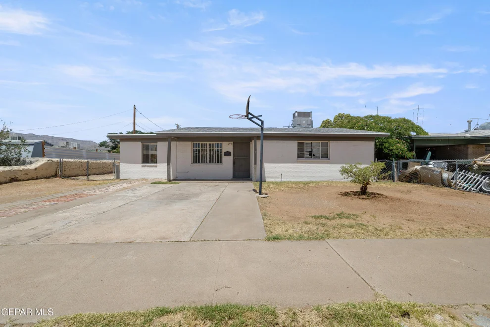 Unit for sale at 8903 STRAND Lane, El Paso, TX 79904
