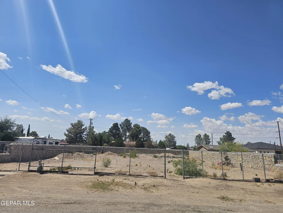 Unit for sale at 367 Hodaka Way, Socorro, TX 79927