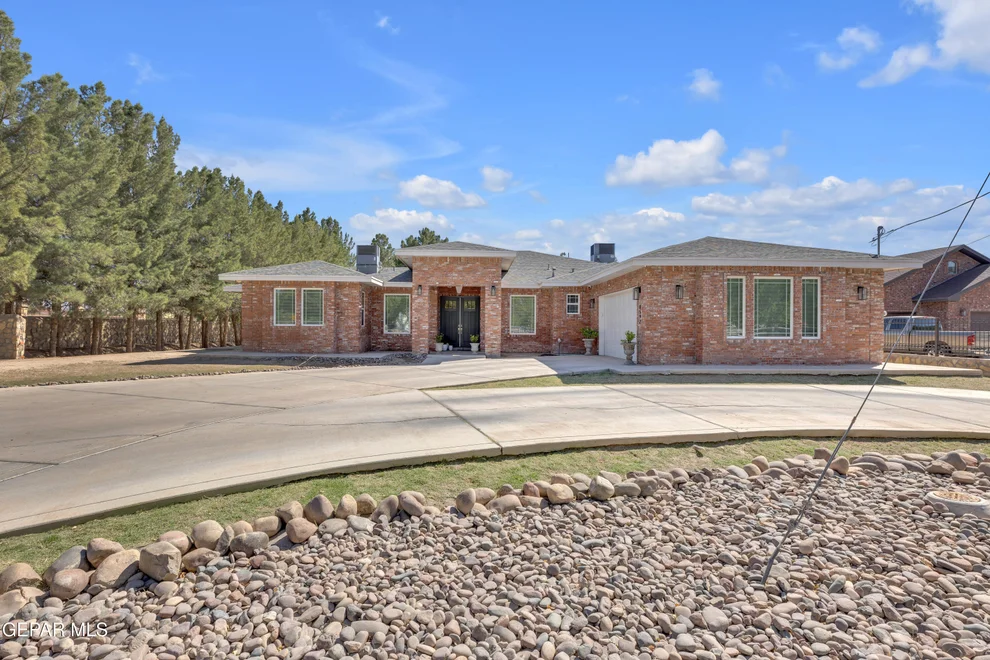 Unit for sale at 8592 VAN HASELEN Court, El Paso, TX 79907