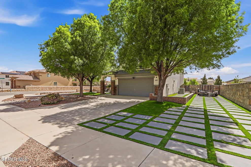 Unit for sale at 600 Valley Plum Avenue, El Paso, TX 79932