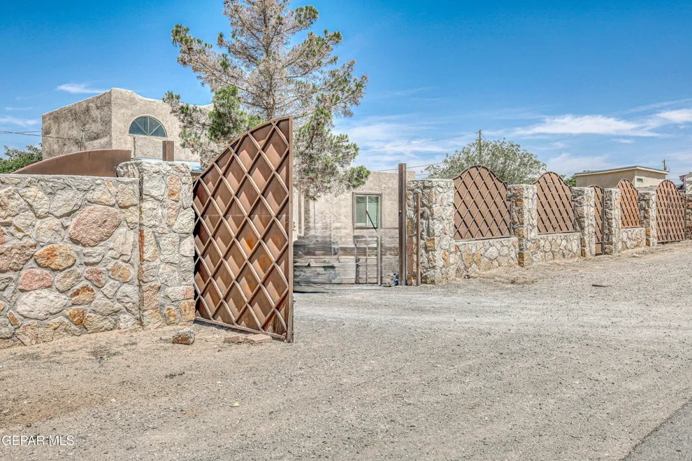 Unit for sale at 3963 Vander Veer Drive, El Paso, TX 79938