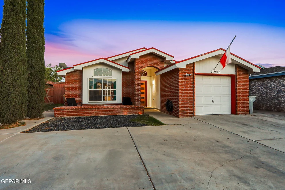 Unit for sale at 11908 KINGS CREST Drive, El Paso, TX 79936