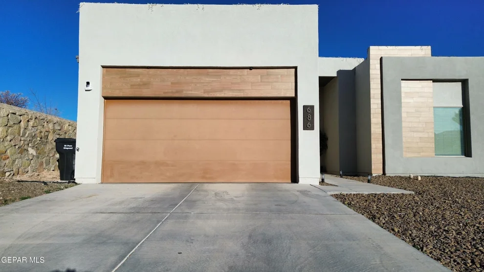 Unit for sale at 686 TEICHELKAMP Drive, El Paso, TX 79928