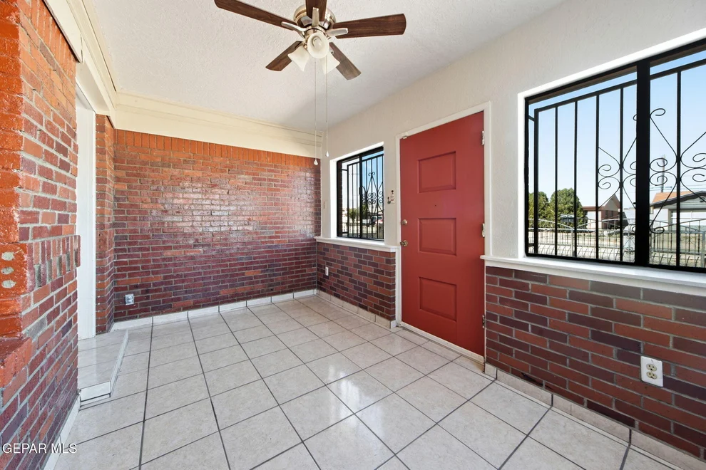 Unit for sale at 5436 EDMONTON Avenue, El Paso, TX 79924