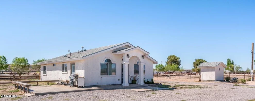 Unit for sale at 620 Ojito De Madrid Drive, Anthony, NM 88021