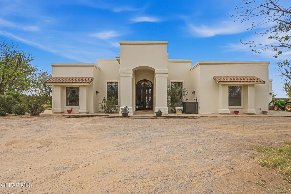 Unit for sale at 617 WALLACE Road, Anthony, NM 88021
