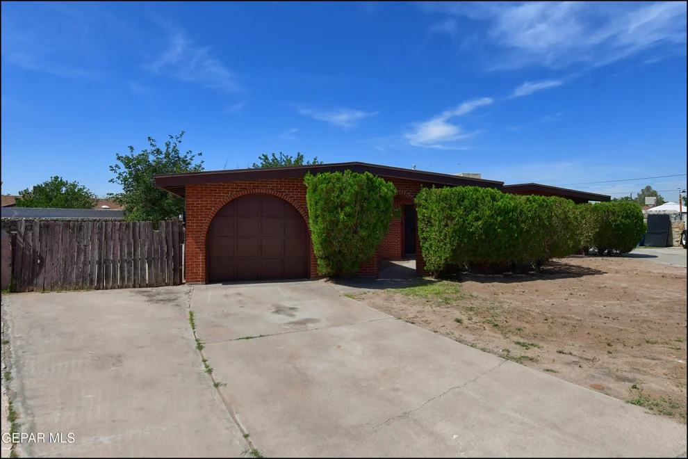 Unit for sale at 10216 CARDIGAN Drive, El Paso, TX 79925