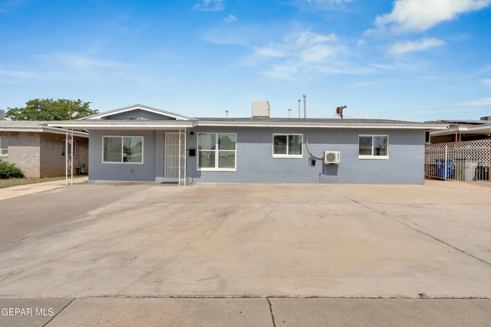 Unit for sale at 5509 Raymond Telles Drive, El Paso, TX 79924