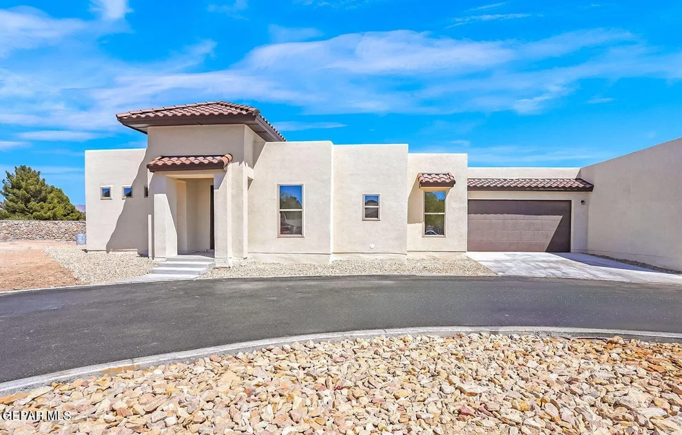Unit for sale at 871 COUNTRY CLUB Road, El Paso, TX 79932