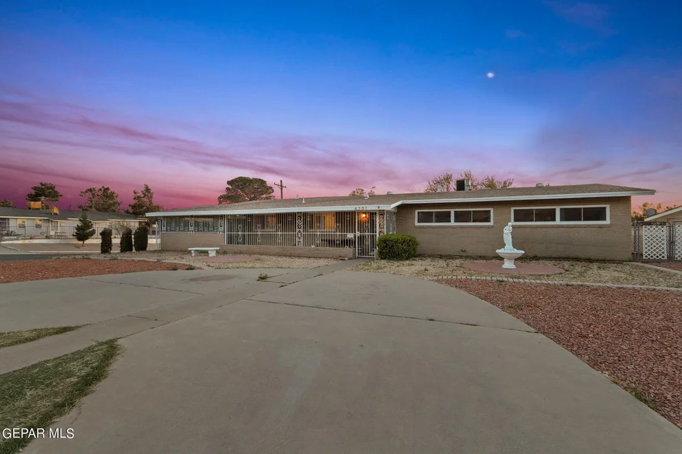 Unit for sale at 4201 Larchmont Drive, El Paso, TX 79902