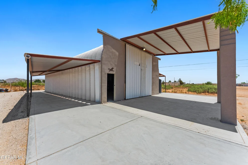 Unit for sale at 5100 Gallegos, El Paso, TX 79938