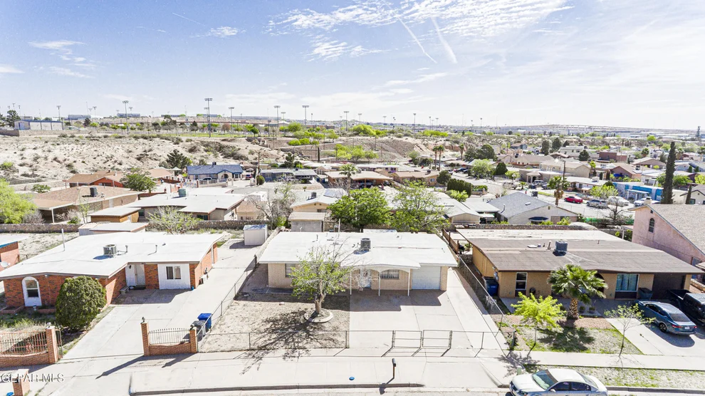 Unit for sale at 1008 KINGSWREATH Place, El Paso, TX 79907