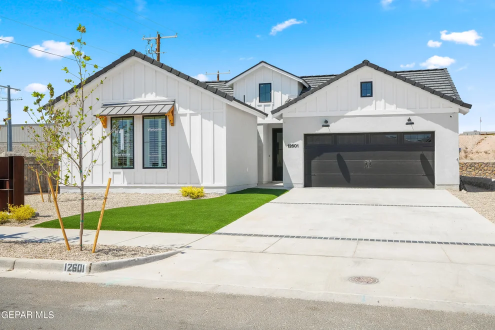 Unit for sale at 209 Playa Vista Street, Horizon City, TX 79928
